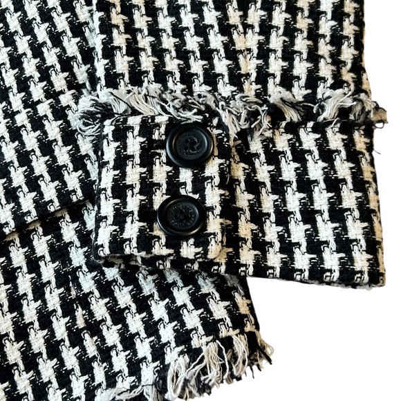 Karl Lagerfeld‎ Paris Houndstooth Tweed Fringed Jacket - Black White - Picture 5 of 9
